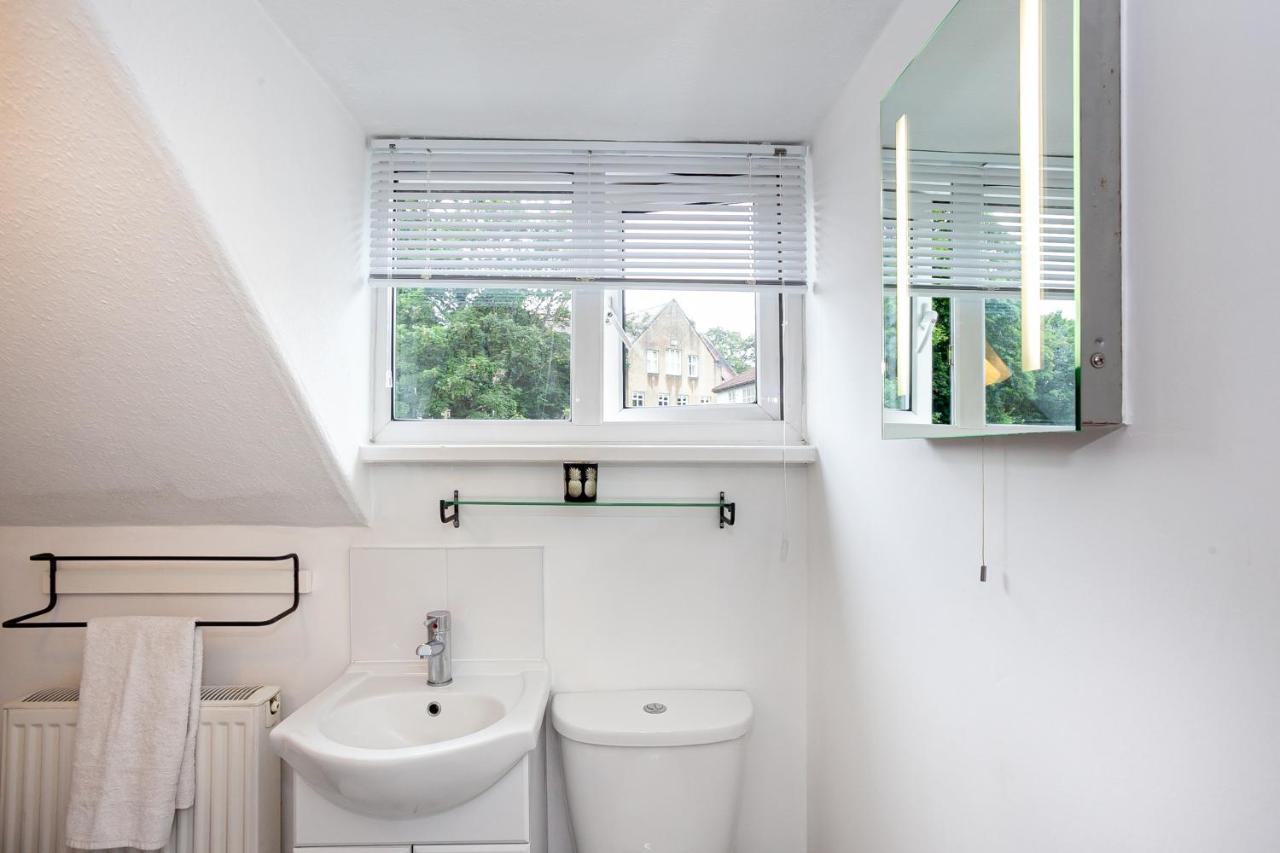Cosy 2 Bed Apartment - Close To Leeds Centre Exterior foto
